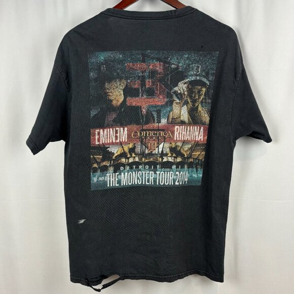 COLLECTORS ITEM - 2014 Eminem & Rihanna Monster Tour Concert T-Shirt - Picture 3 of 5